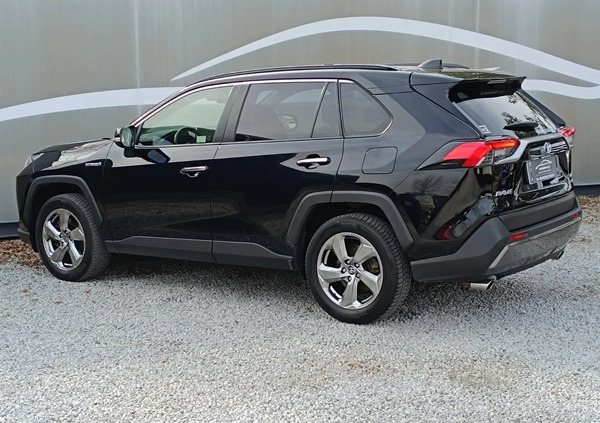 Toyota RAV4 cena 145000 przebieg: 146700, rok produkcji 2020 z Brwinów małe 352